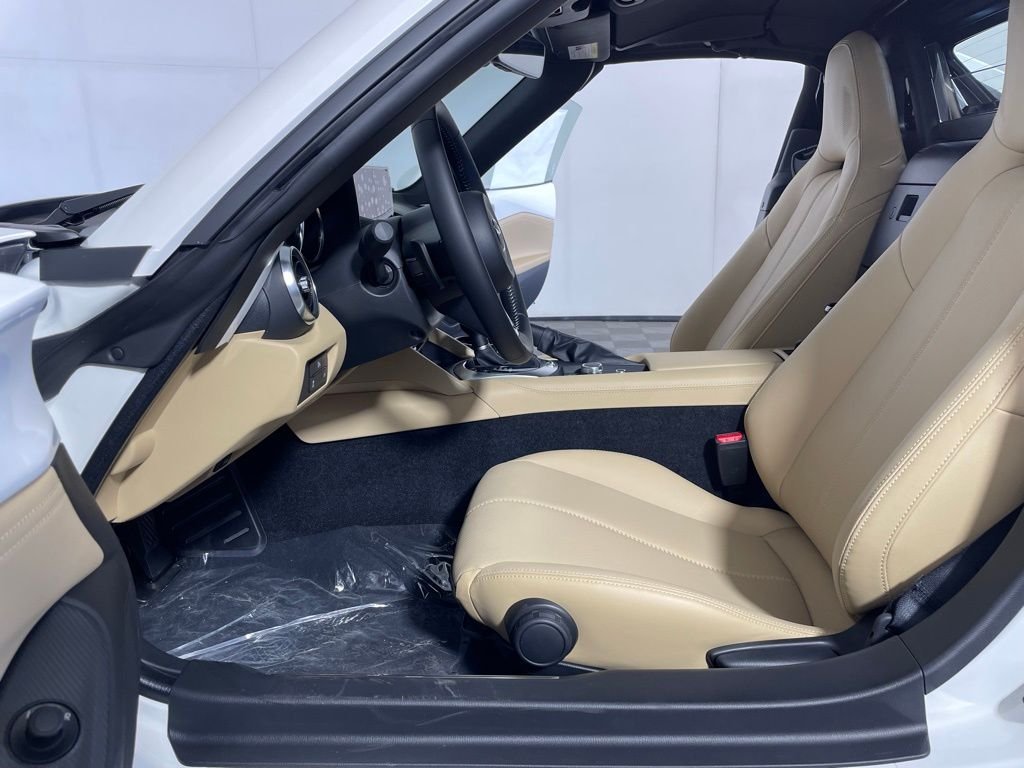2025 Mazda MX-5 Miata RF Grand Touring - Photo 15