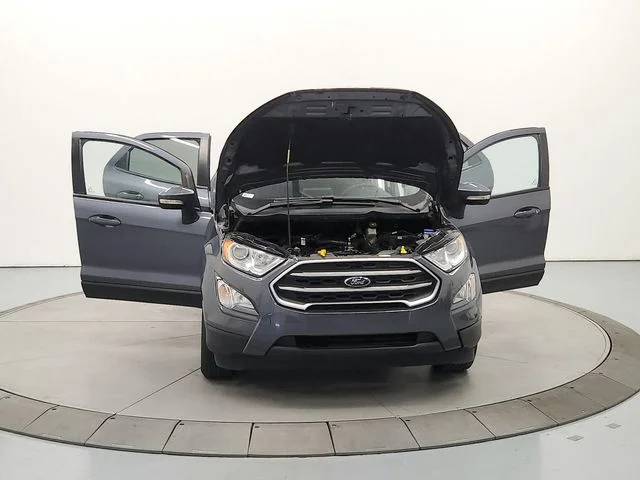 Used 2021  Ford SE image 11