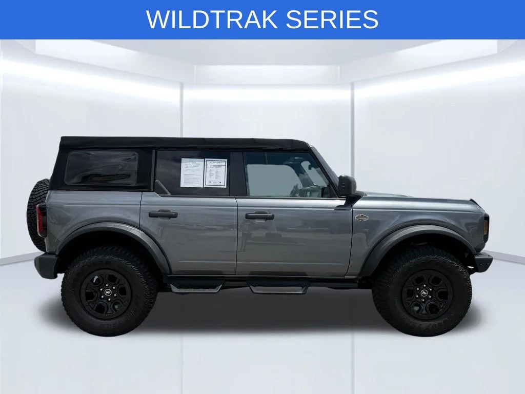 Used 2024 Gray Ford Wildtrak image 31