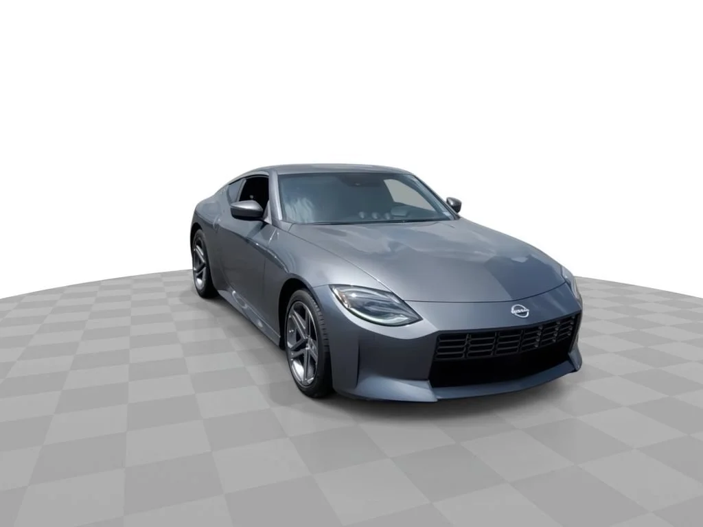 Used 2025 Gray Nissan Sport Manual Transmission image 2