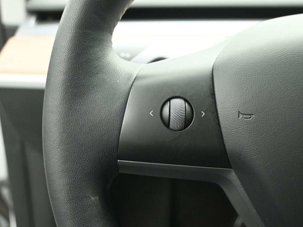 2022 TESLA MODEL Y - Image 10