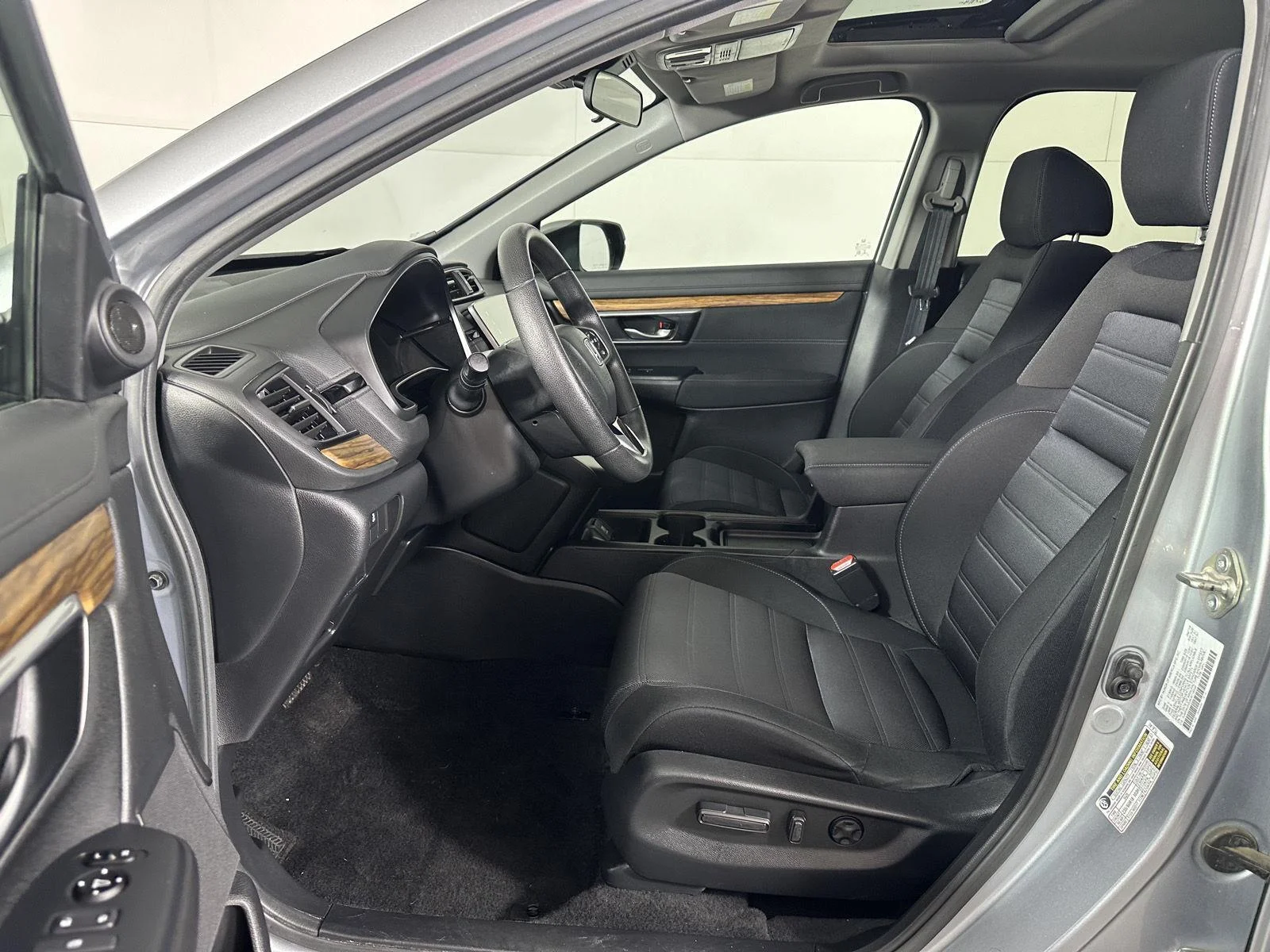 Used 2019 Lunar Silver Metallic Honda EX image 19