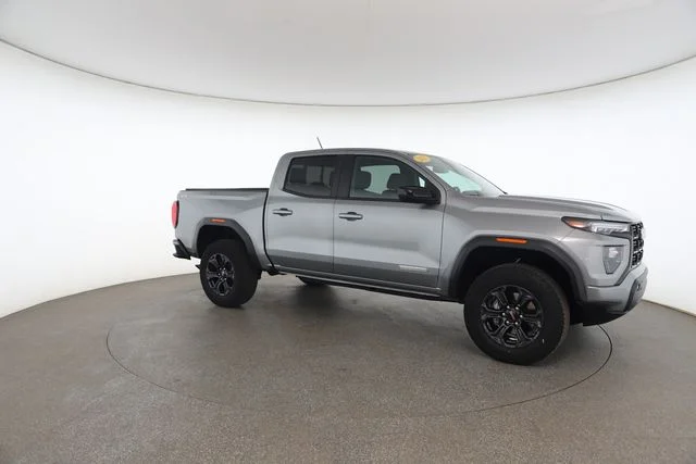 Used 2025 Silver GMC Elevation image 26