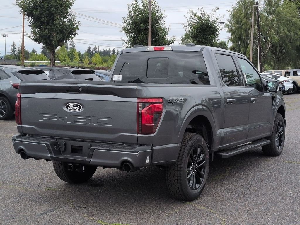 New 2026 Carbonized Gray Metallic Ford XLT image 38