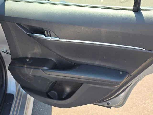 2024 Toyota Camry SE - Photo 13