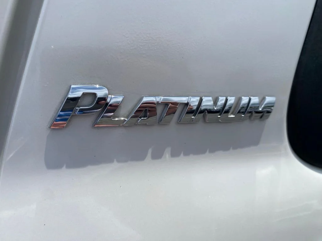 Used 2012 White Toyota Platinum image 14