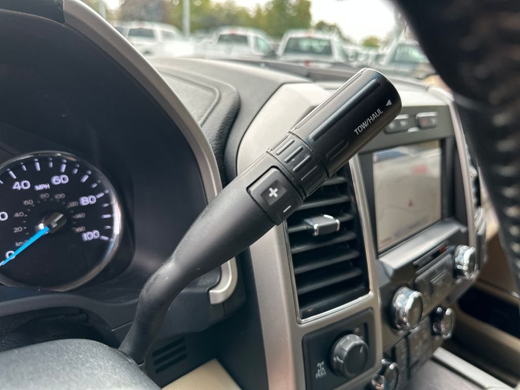 Used 2019 White Ford Lariat image 14