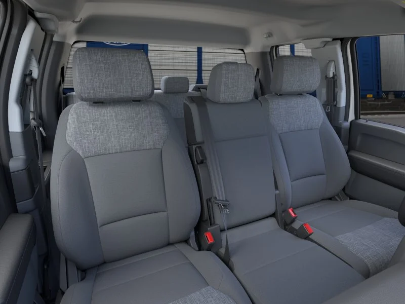 New 2026 Oxford White Ford F-250® XLT image 10