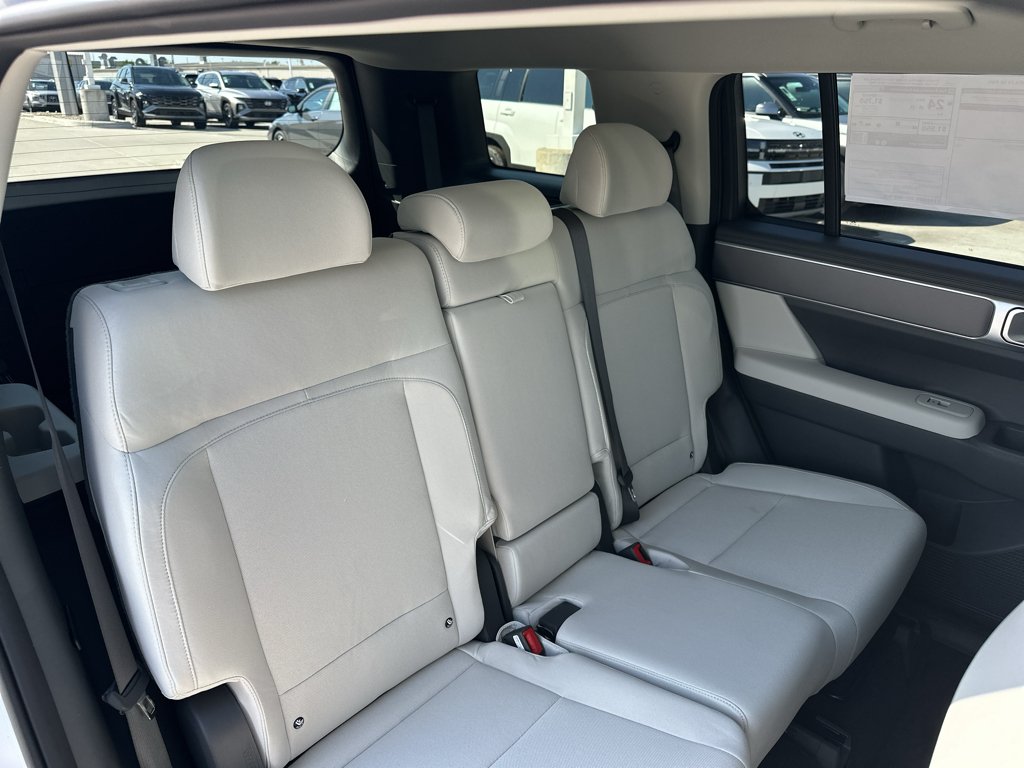 New 2027 Serenity White Hyundai SE image 29
