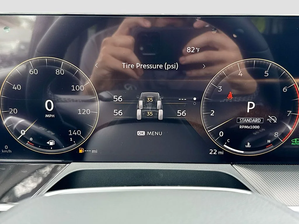 New 2026 BLACK OBSIDIAN INFINITI Luxe 2WD image 12