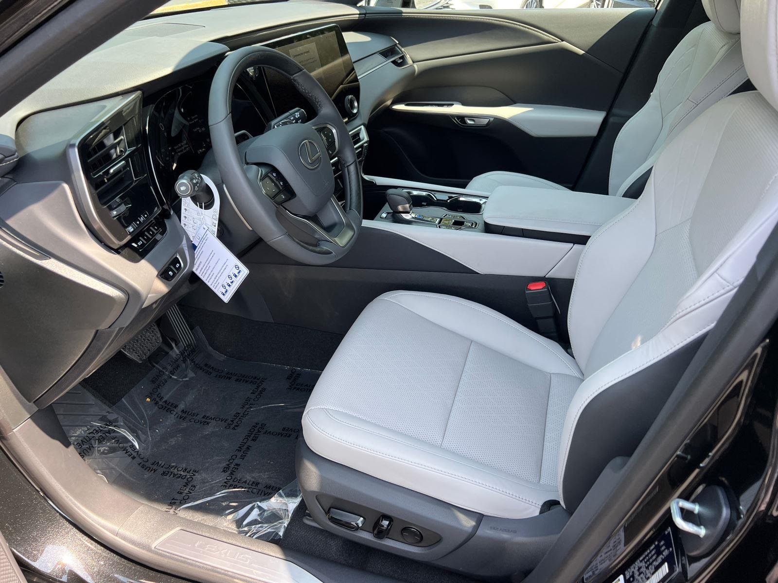 2026 Lexus RX 350 Premium - Photo 10