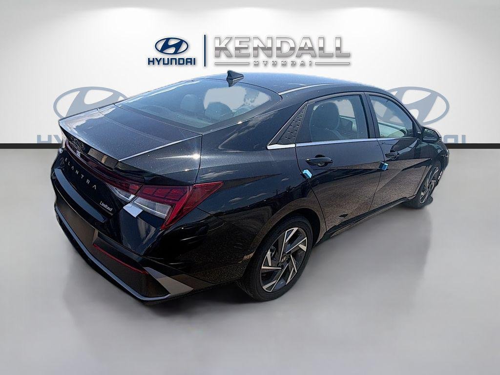 New 2026 Abyss Black Hyundai Limited image 6