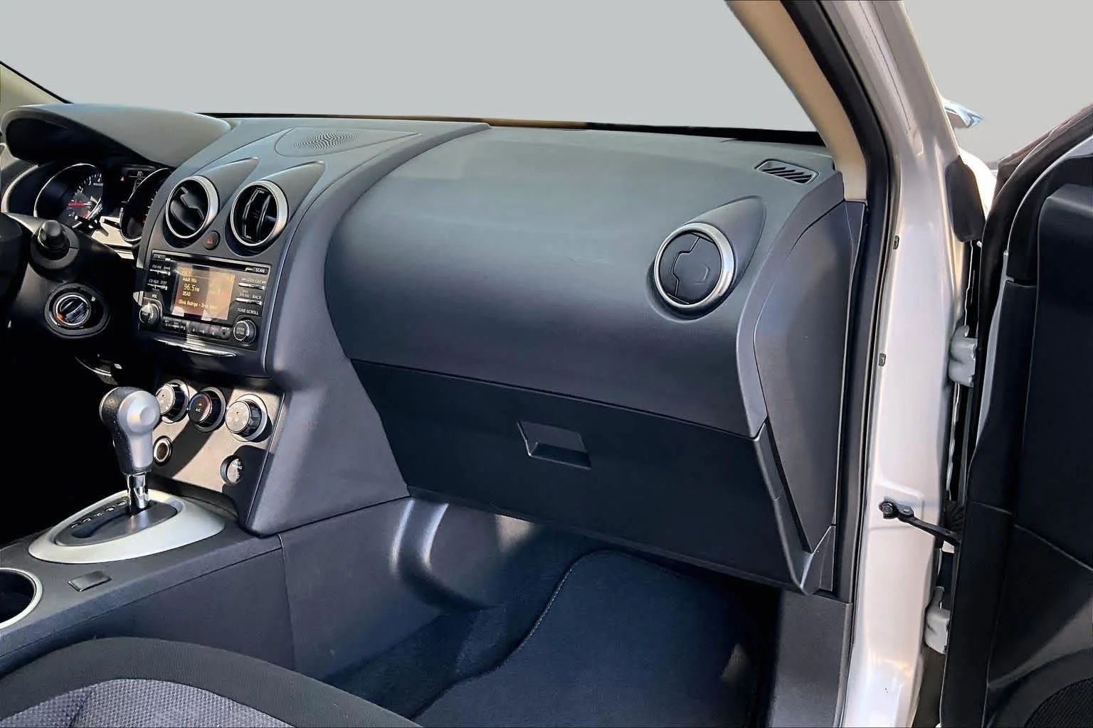 Used 2013 Brilliant Silver Nissan SV image 19