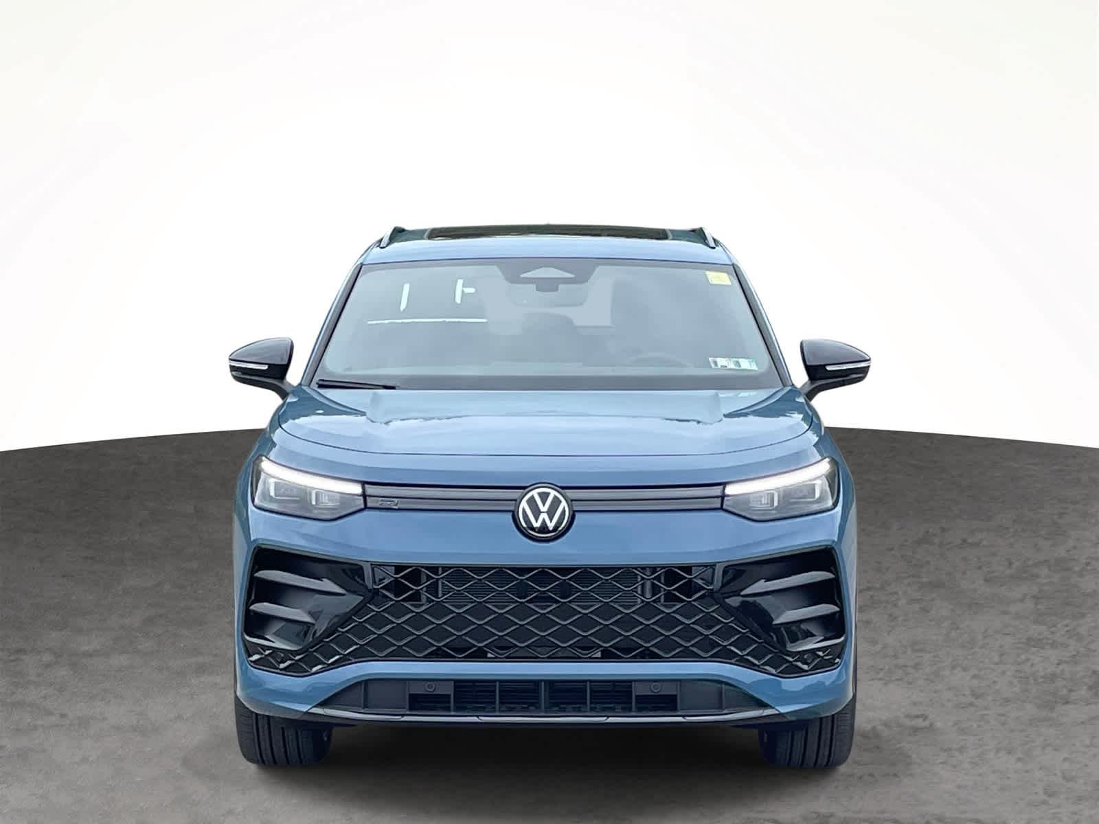 New 2026 U1U1/Blue Volkswagen SE R-Line Black image 12