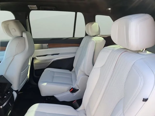 2026 Cadillac VISTIQ Sport - Photo 22