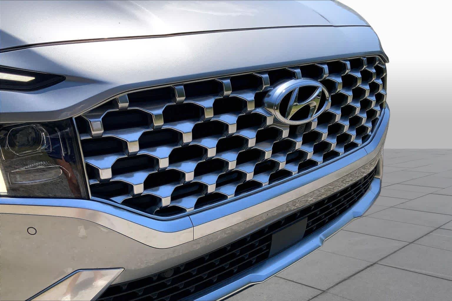 Used 2022 Shimmering Silver Hyundai Limited image 32