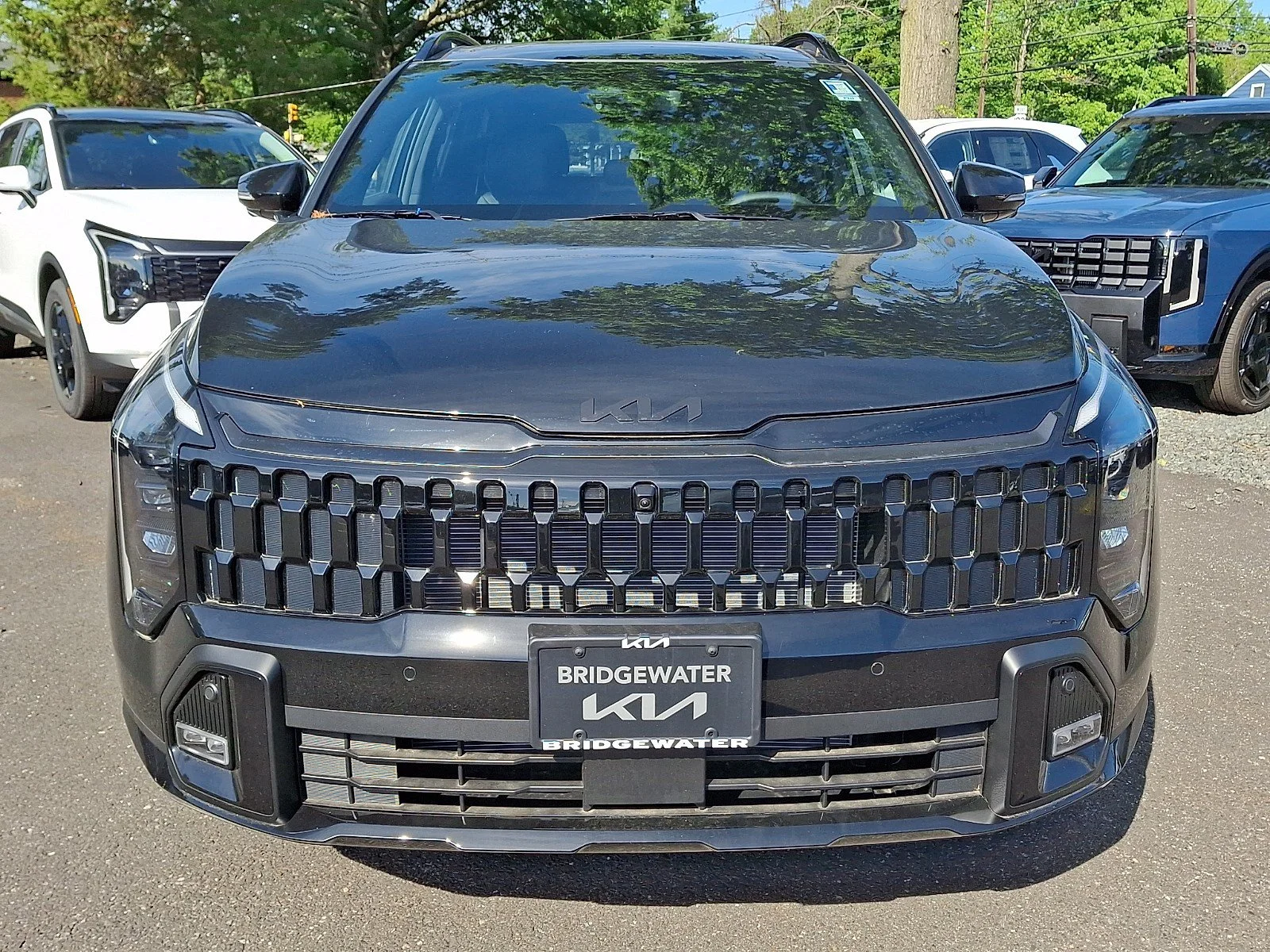 New 2026 Ebony Black Kia X-Line image 2