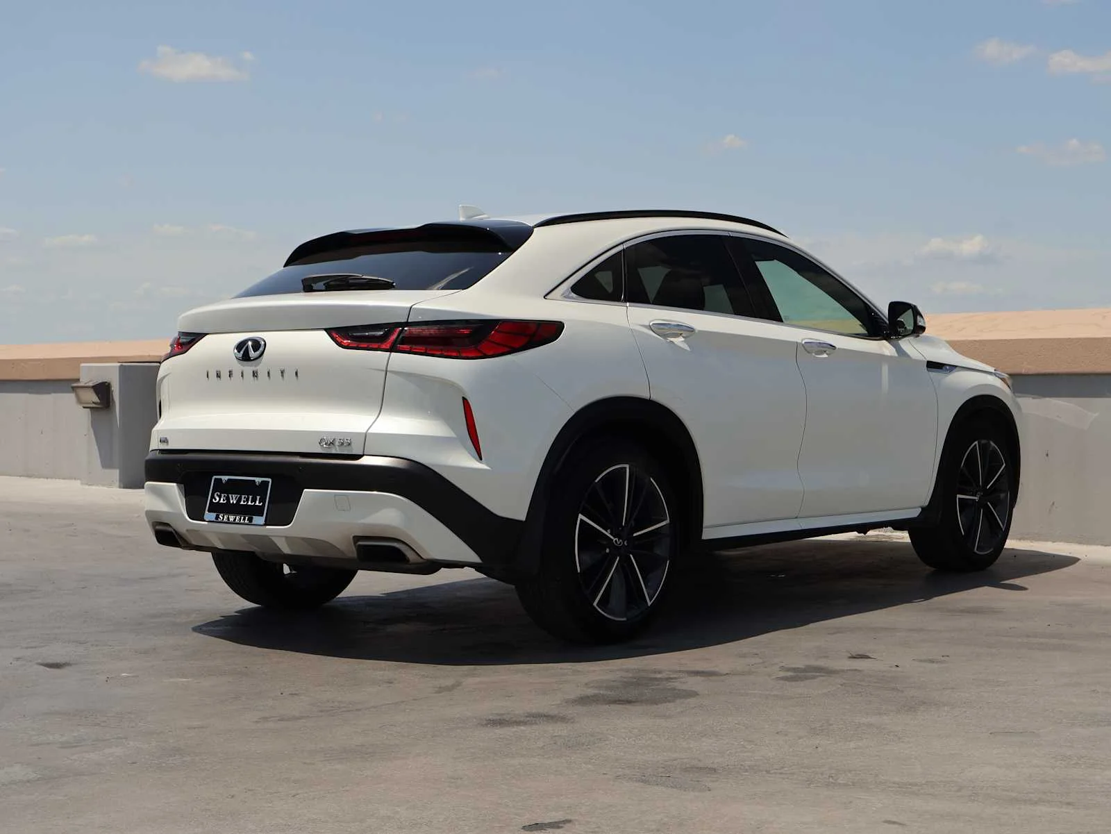 Certified Used 2025 Radiant White INFINITI SENSORY image 7