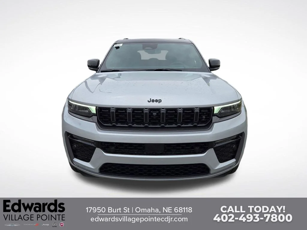 New 2026 Silver Zynith Exterior Paint Jeep Summit image 8