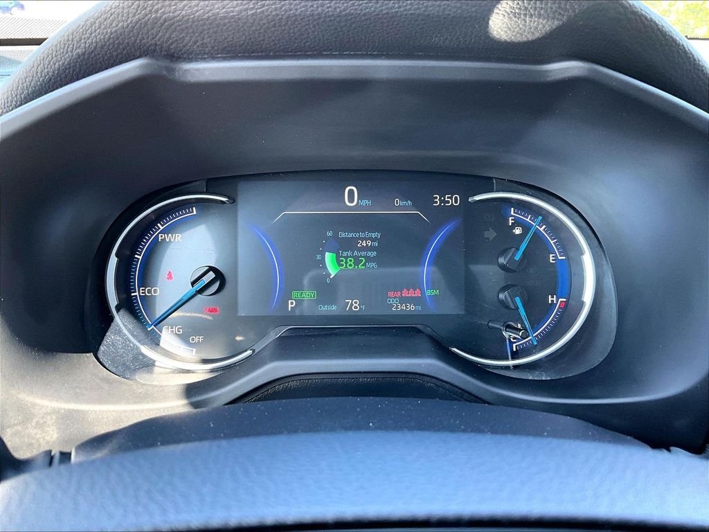 Used 2025 Gray Toyota XLE image 25