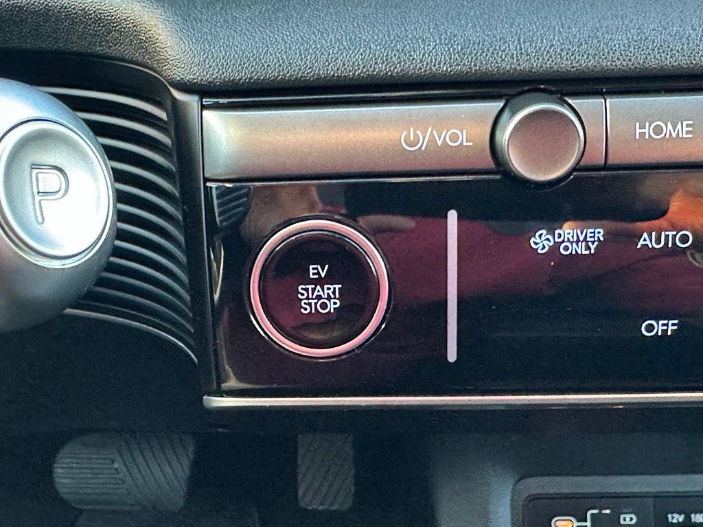 2025 Hyundai IONIQ 5 SE - Photo 18