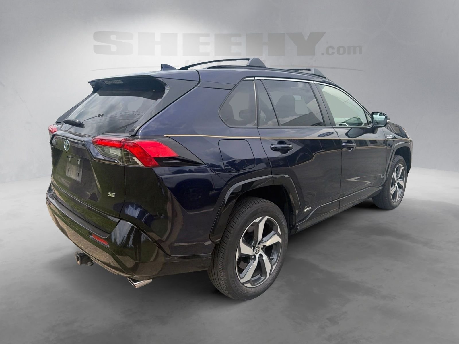 Used 2024  Toyota SE image 12