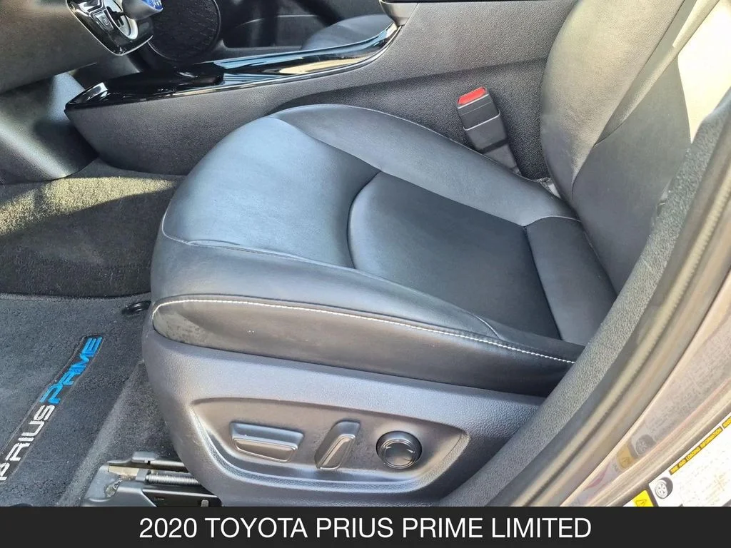 Used 2020 Gray Toyota Limited image 15