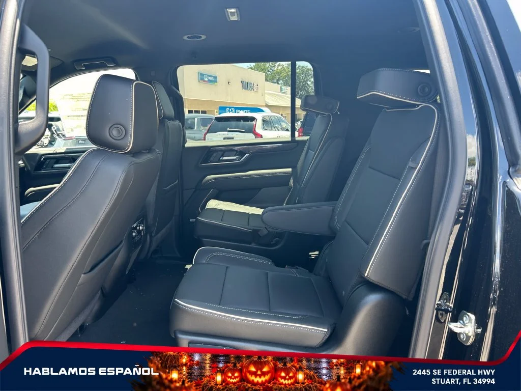 New 2026 Onyx Black GMC Elevation image 11
