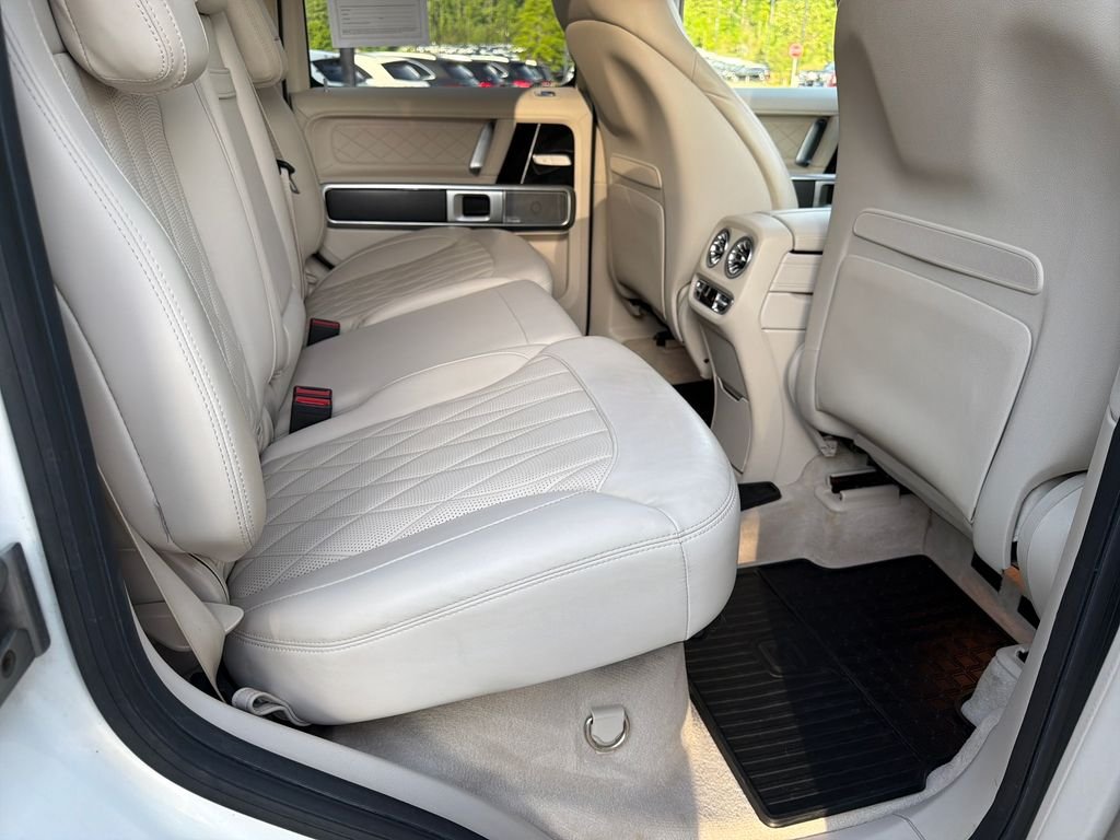 Used 2021 designo Diamond White Metallic Mercedes-Benz G 63 AMG® image 35