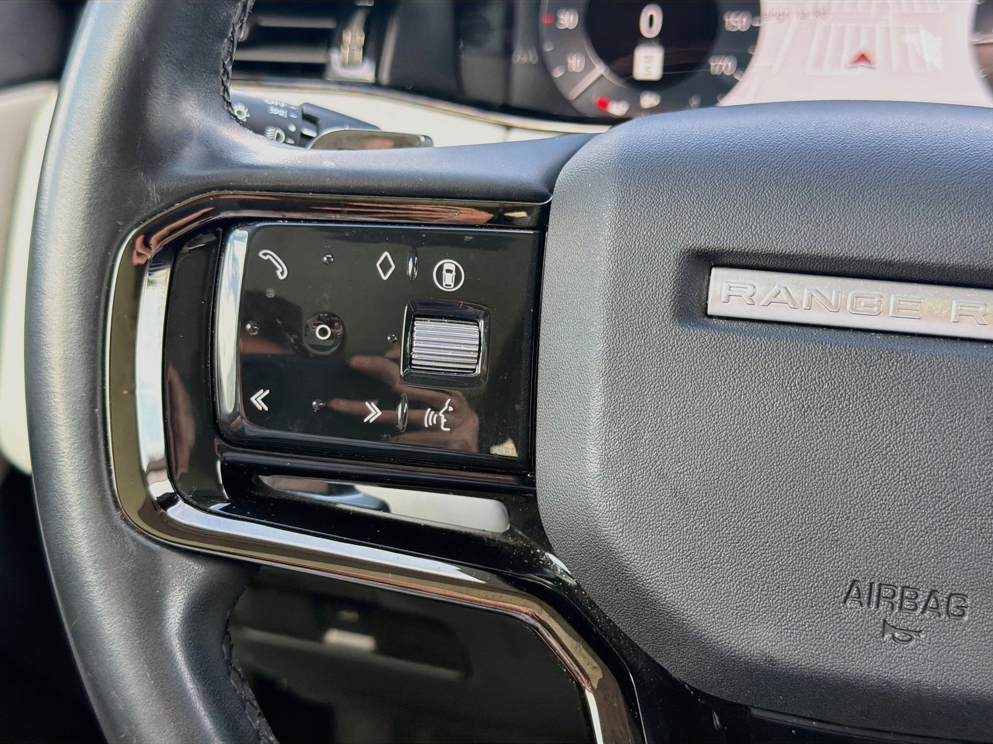 Used 2024 Blue Land Rover Core S image 37