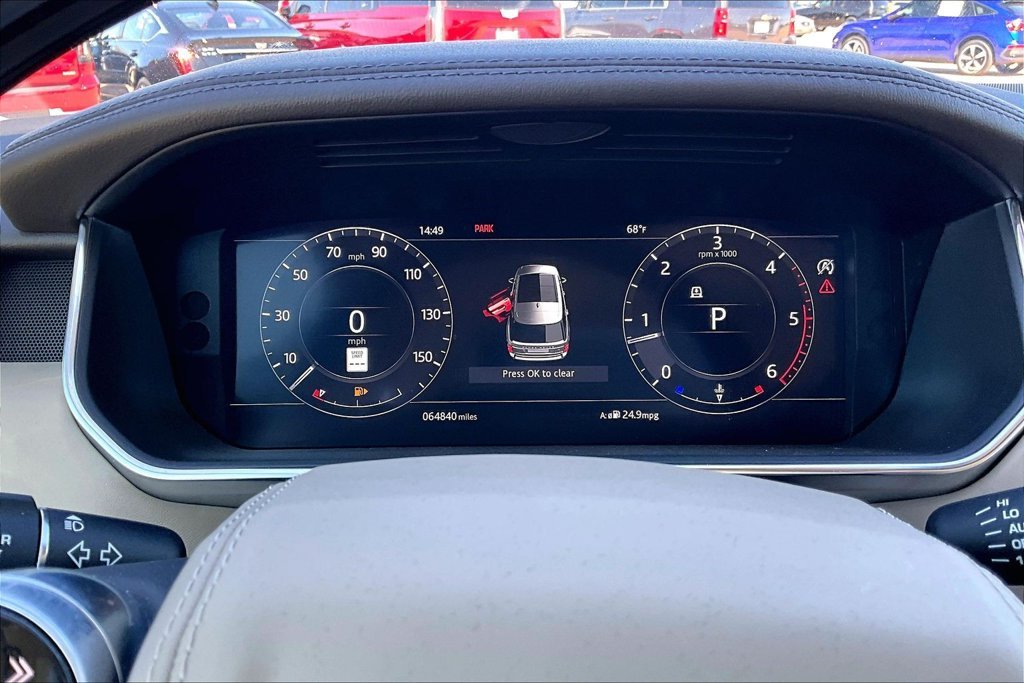Used 2020  Land Rover HSE image 22