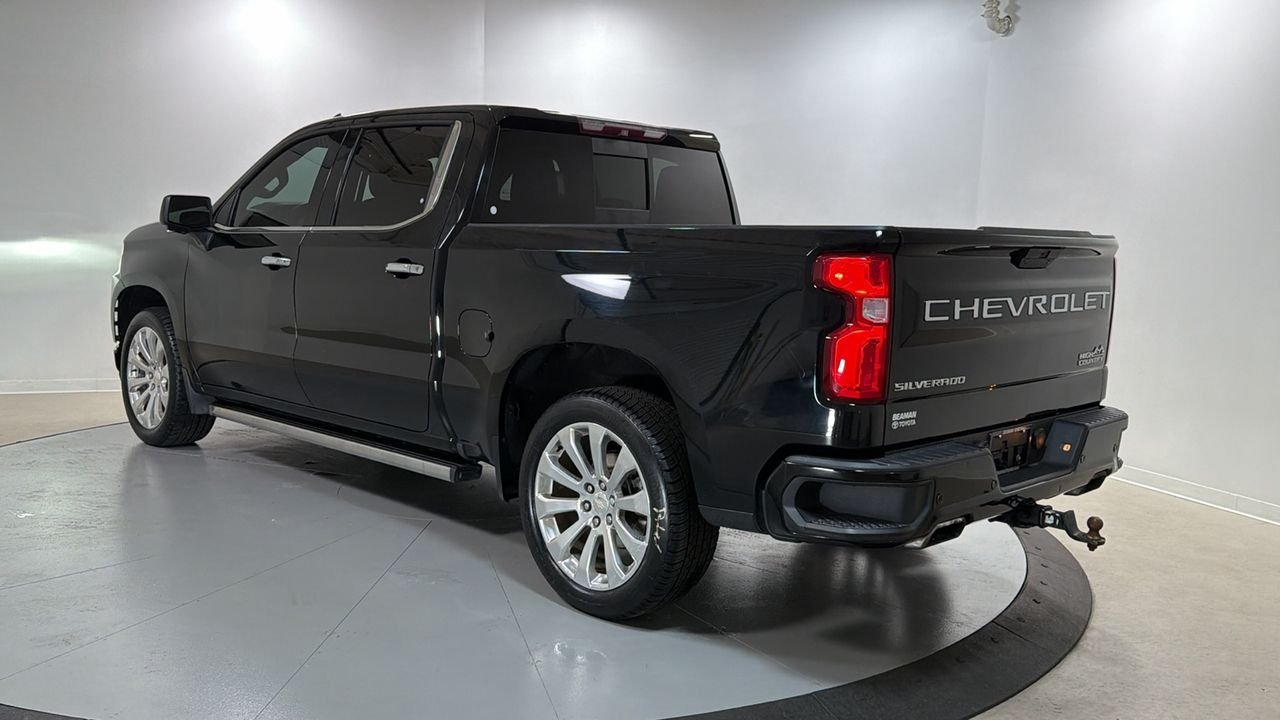 Used 2019 Black Chevrolet High Country image 7