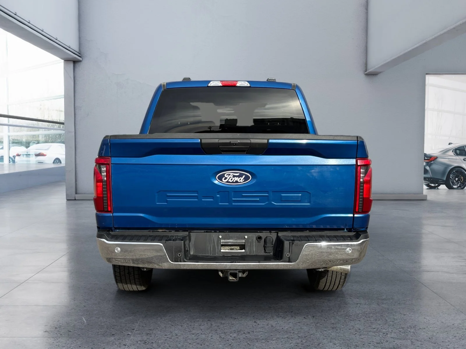 Used 2025 Blue Ford XLT image 4