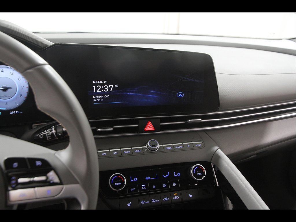 Certified Used 2023 Onyx Black Hyundai SEL image 9