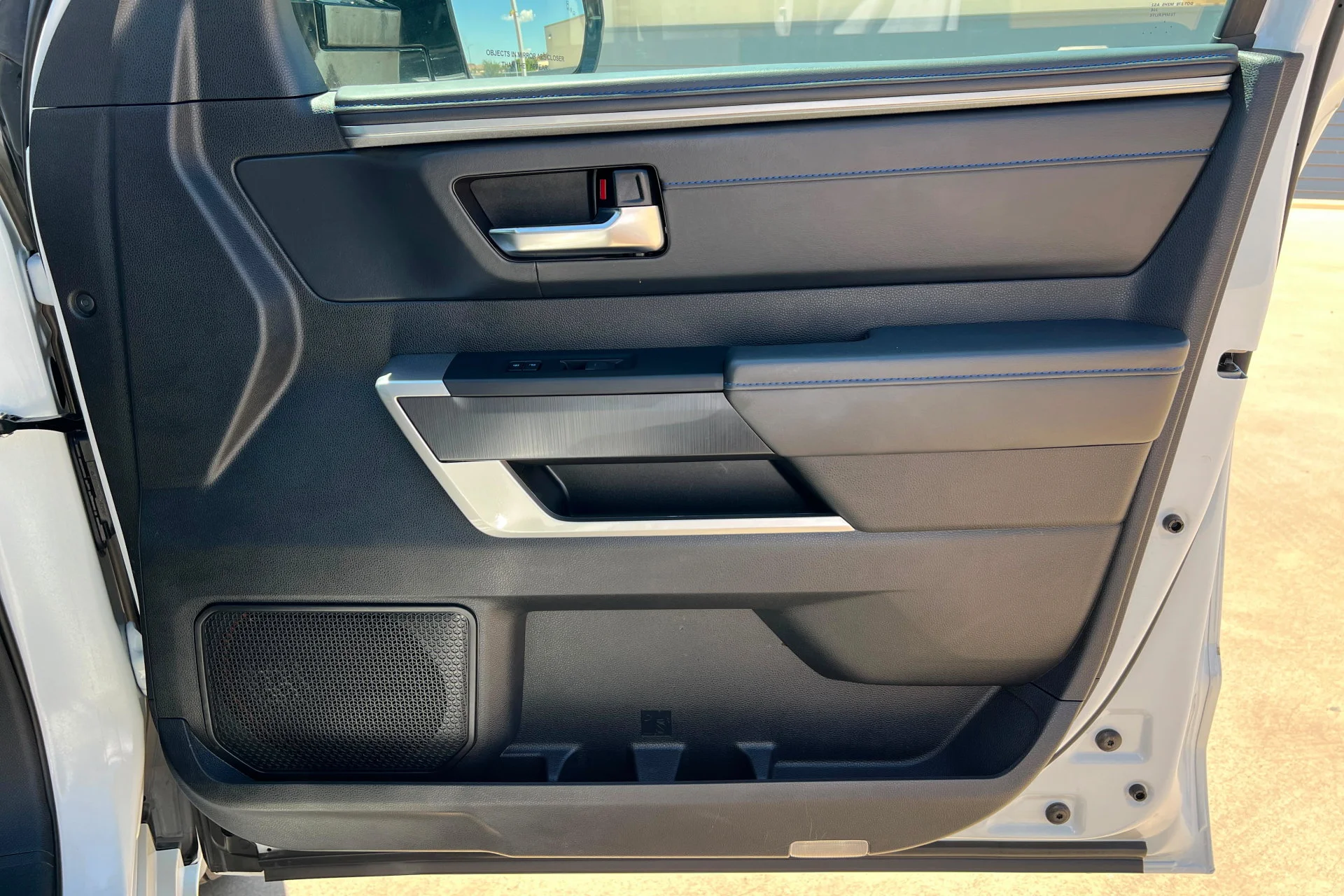 Used 2022 Wind Chill Pearl Toyota Platinum Hybrid image 22