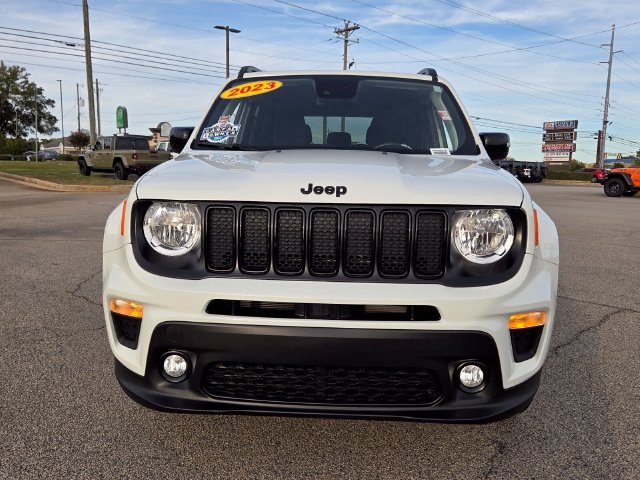 Used 2023 White Jeep Altitude image 2