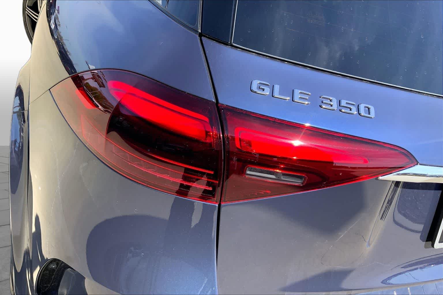 New 2026 Twilight Blue Metallic Mercedes-Benz GLE 350 image 14