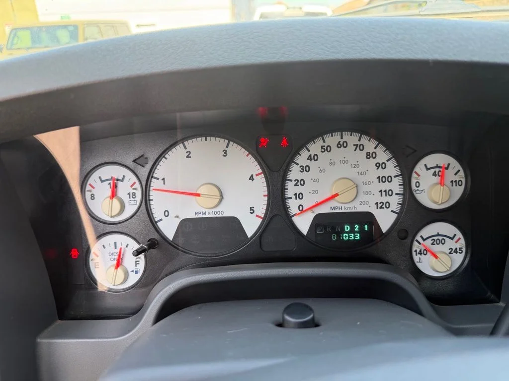Used 2006 Black Dodge SLT image 19