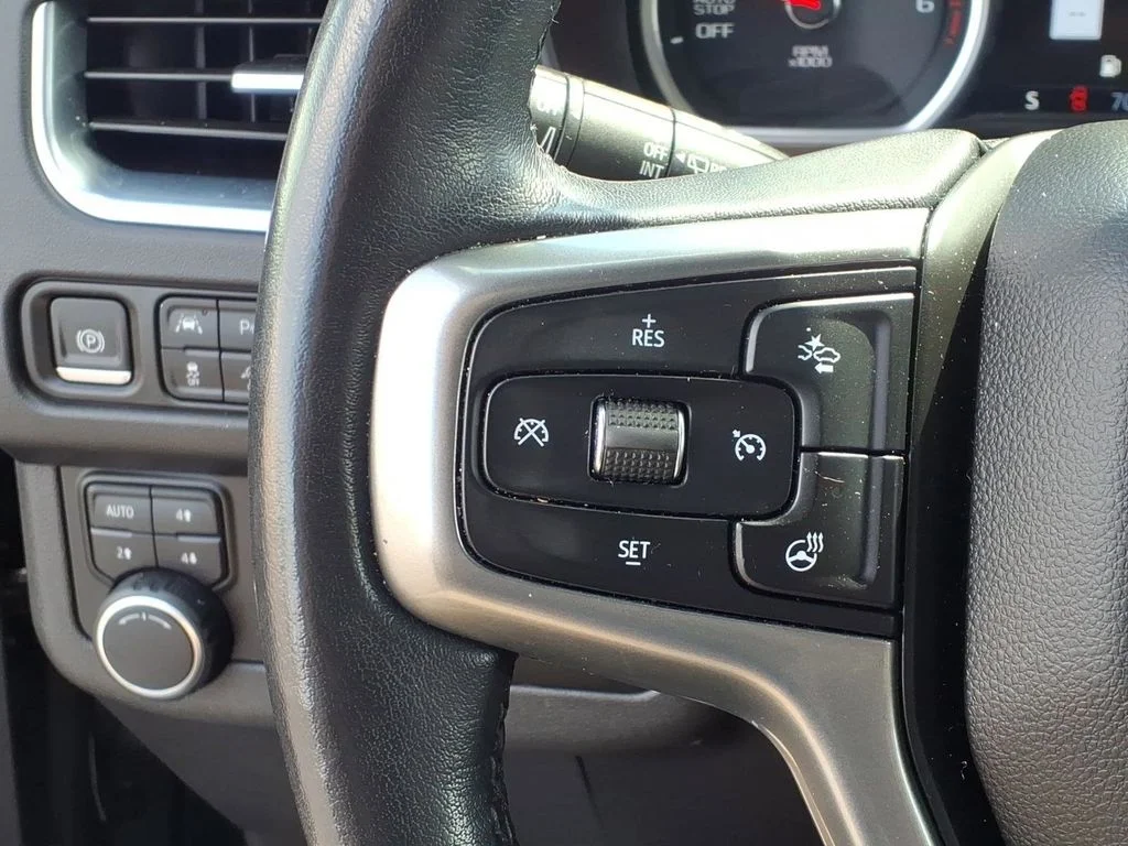 Used 2021 Black Chevrolet Premier image 18