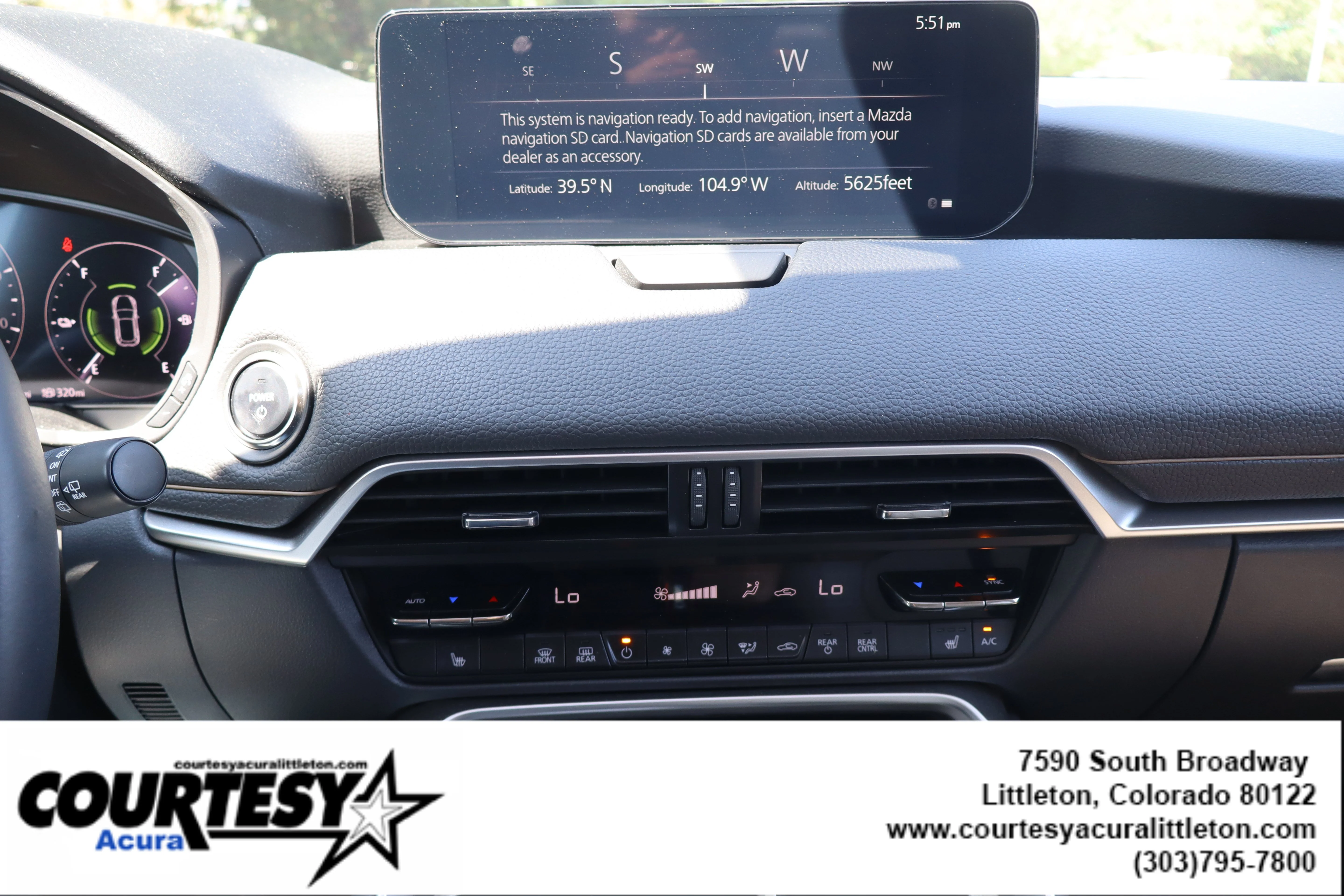 Used 2024 Platinum Quartz Mazda Preferred image 16