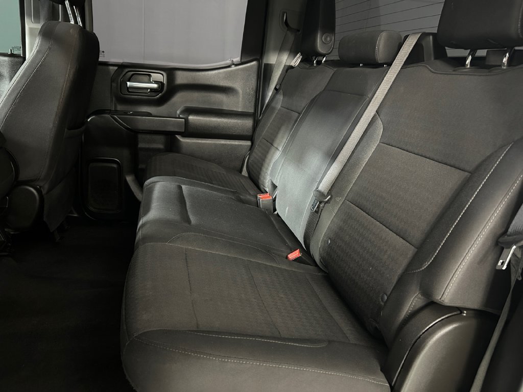 Used 2025 Black Chevrolet Custom image 17