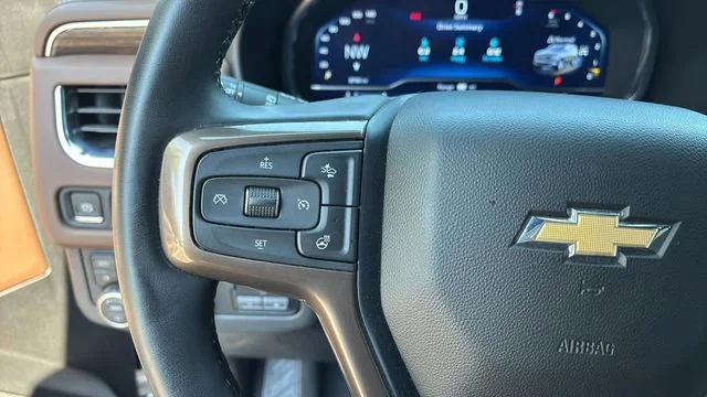 Used 2024 Iridescent Pearl Tricoat Chevrolet High Country image 23