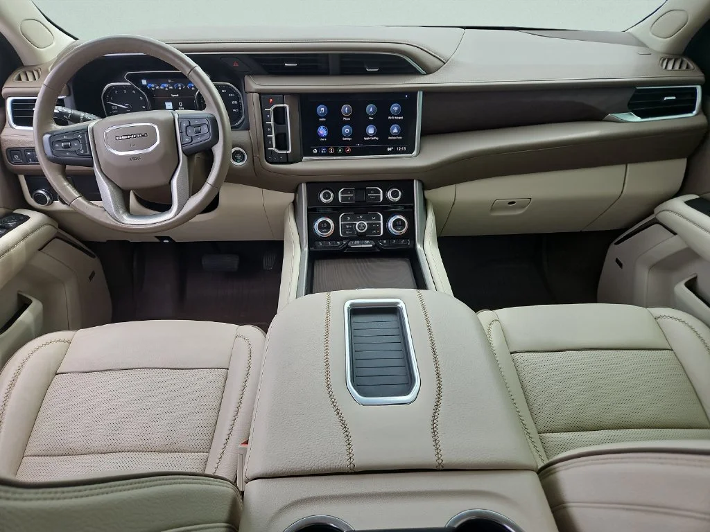 Used 2021 WHITE FROST TRICOAT GMC Denali image 11