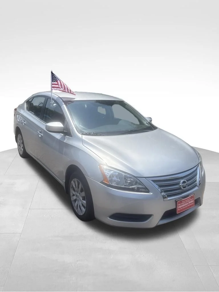 Used 2015 Silver Nissan S image 10