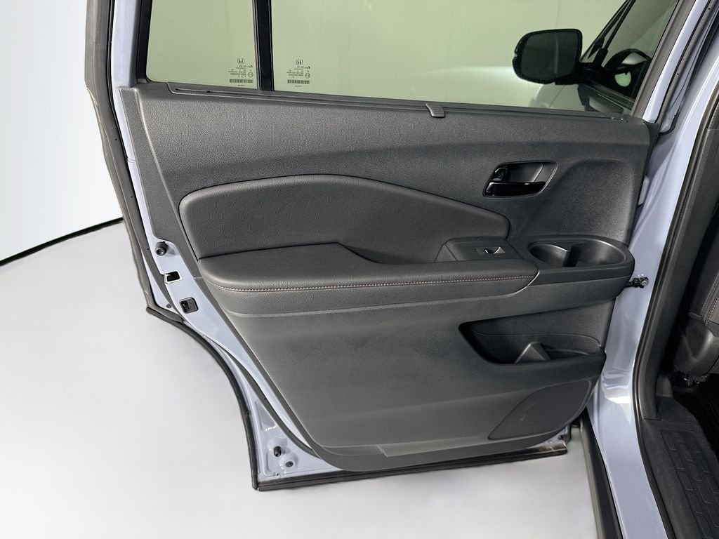 2025 Honda Passport Black Edition - Photo 26