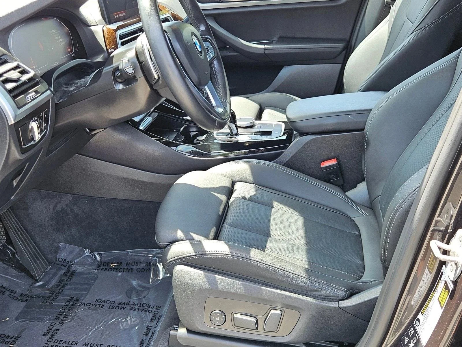 Used 2024 Dark Graphite Metallic BMW xDrive30i image 16
