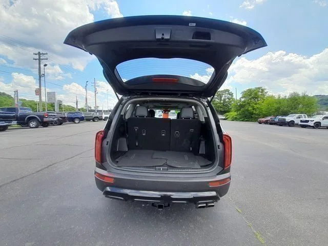 Used 2021 Black Kia S image 59