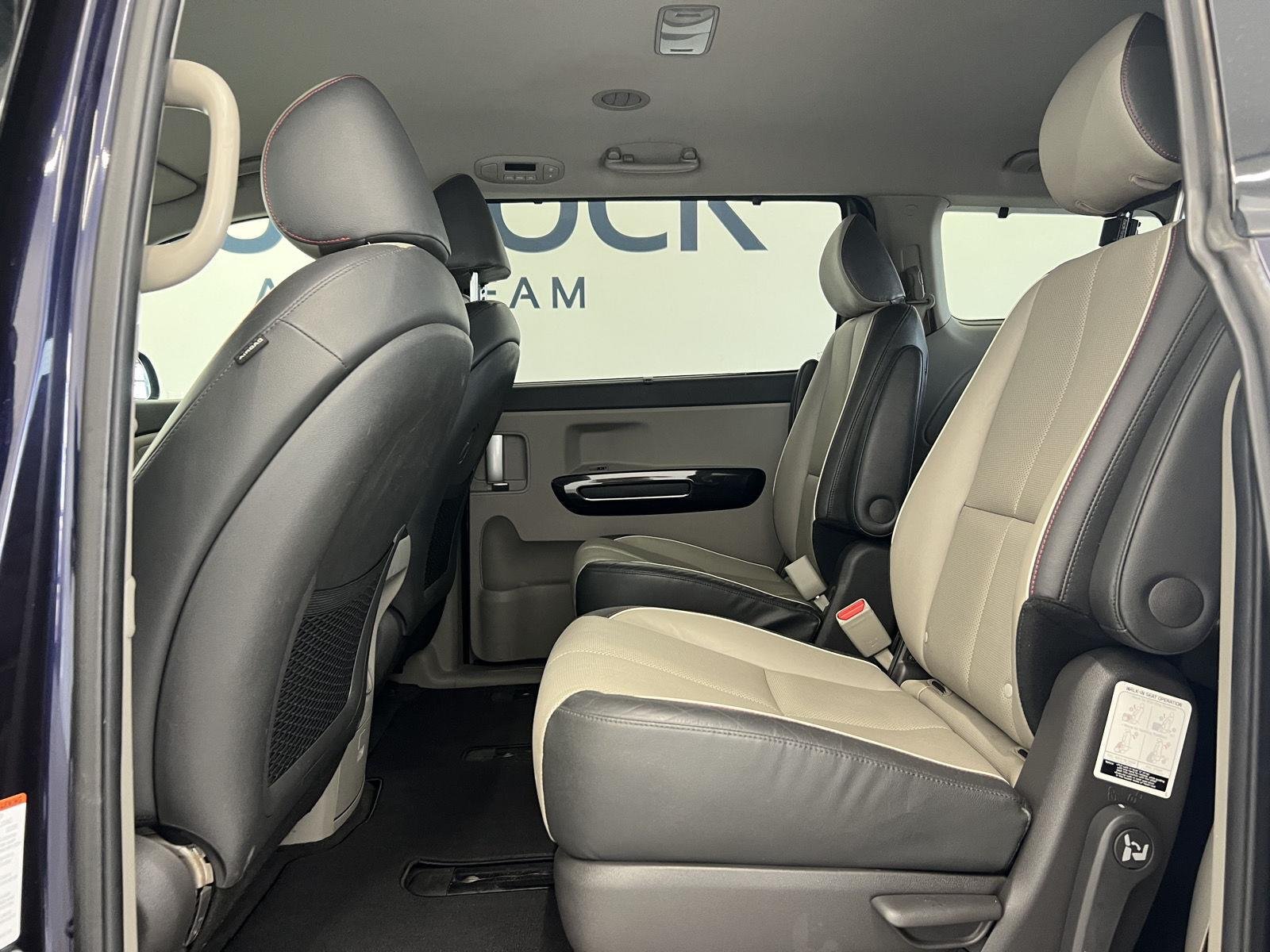 Used 2018 Celestial Blue Kia SX image 23