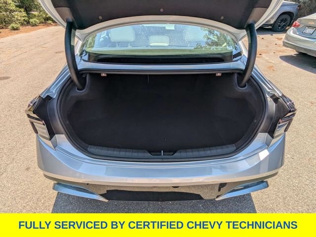 Used 2025 Silver Hyundai SEL image 18