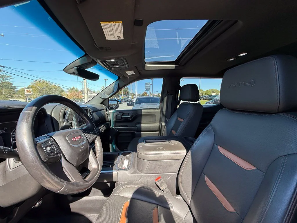 Used 2019 Black GMC AT4 image 13